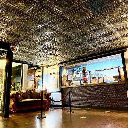 New Hope Inn & Suites מראה חיצוני תמונה