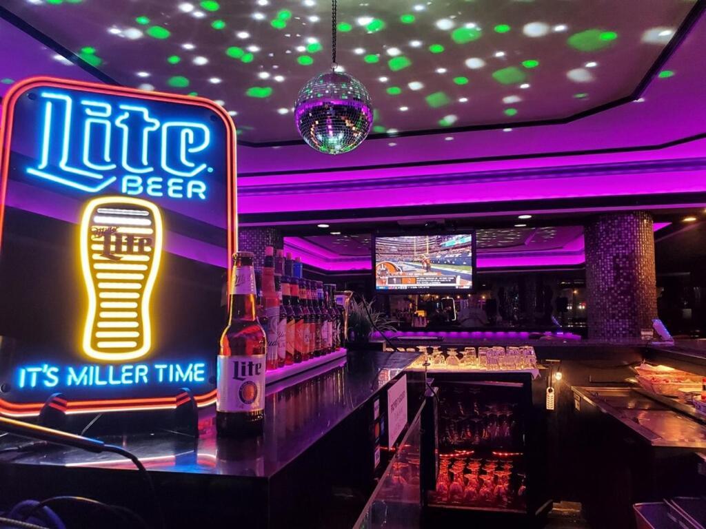 New Hope Inn & Suites מראה חיצוני תמונה