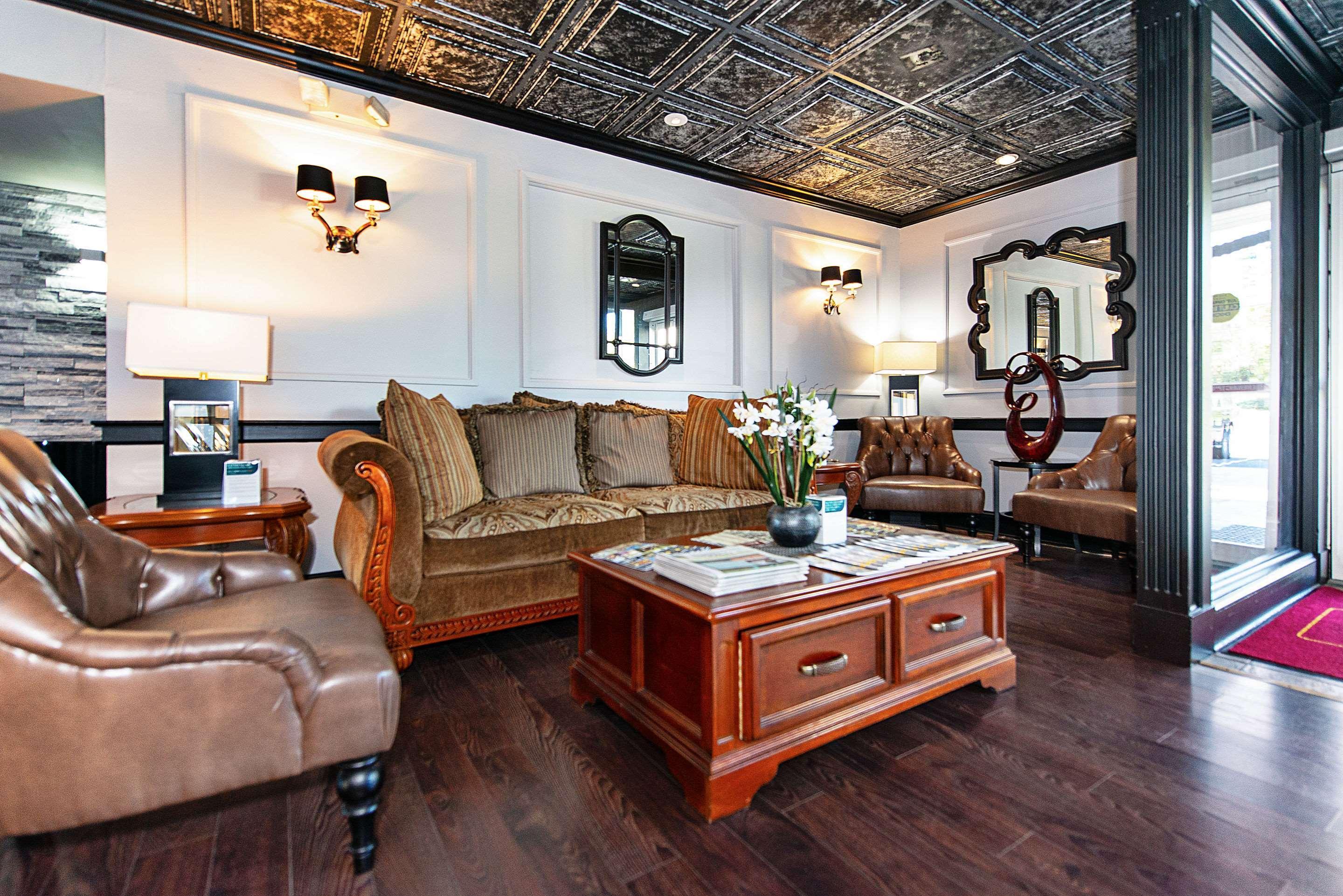 New Hope Inn & Suites מראה חיצוני תמונה